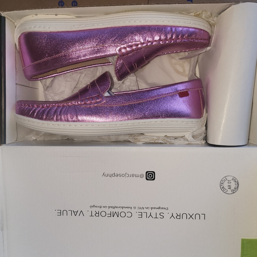 NWT Marc Joseph- Union St. Shoes Youth Size 4 Pink Metallic